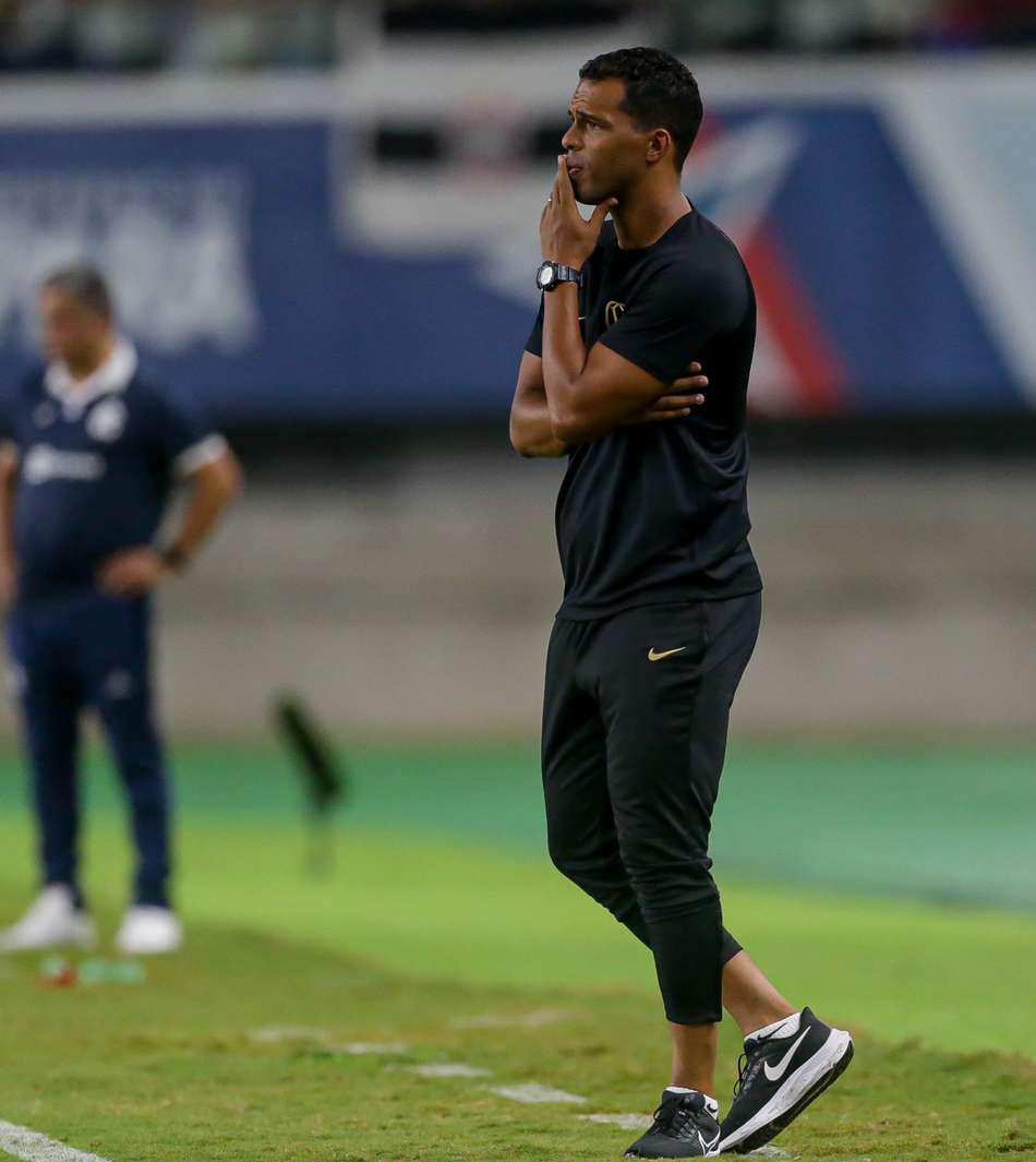 Lázaro diz saber o que o Corinthians não tem que fazer para conseguir virar o jogo contra o Remo