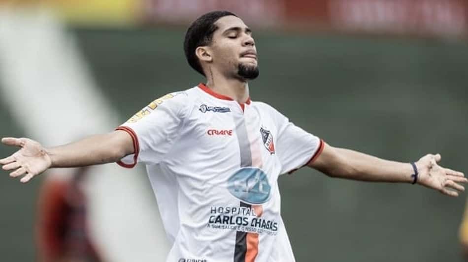 Farinha vê primeiro jogo da semifinal como chave para Real Ariquemes