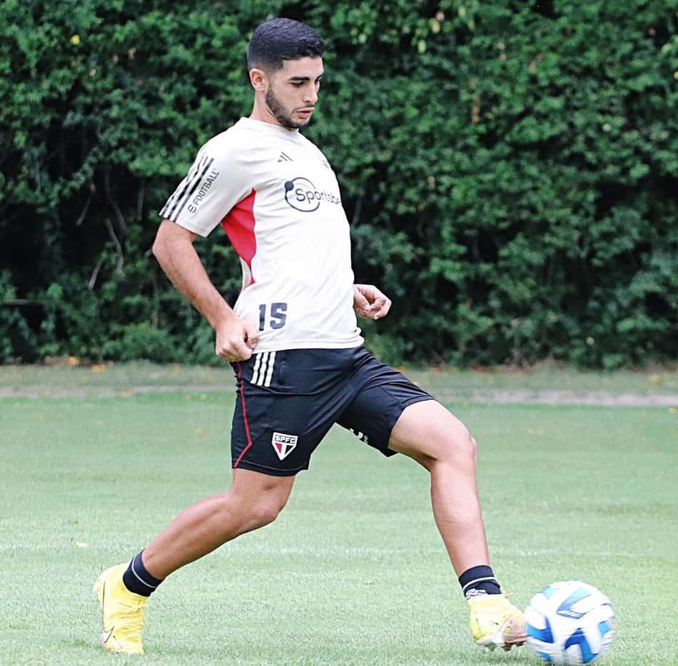 Escalação do São Paulo: pressionado, Ceni muda os planos e vai com força máxima na Sul-Americana