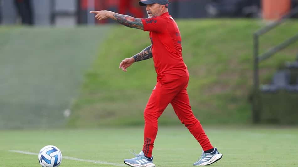 Flamengo busca recomeço sob o comando de Sampaoli, de volta à Libertadores