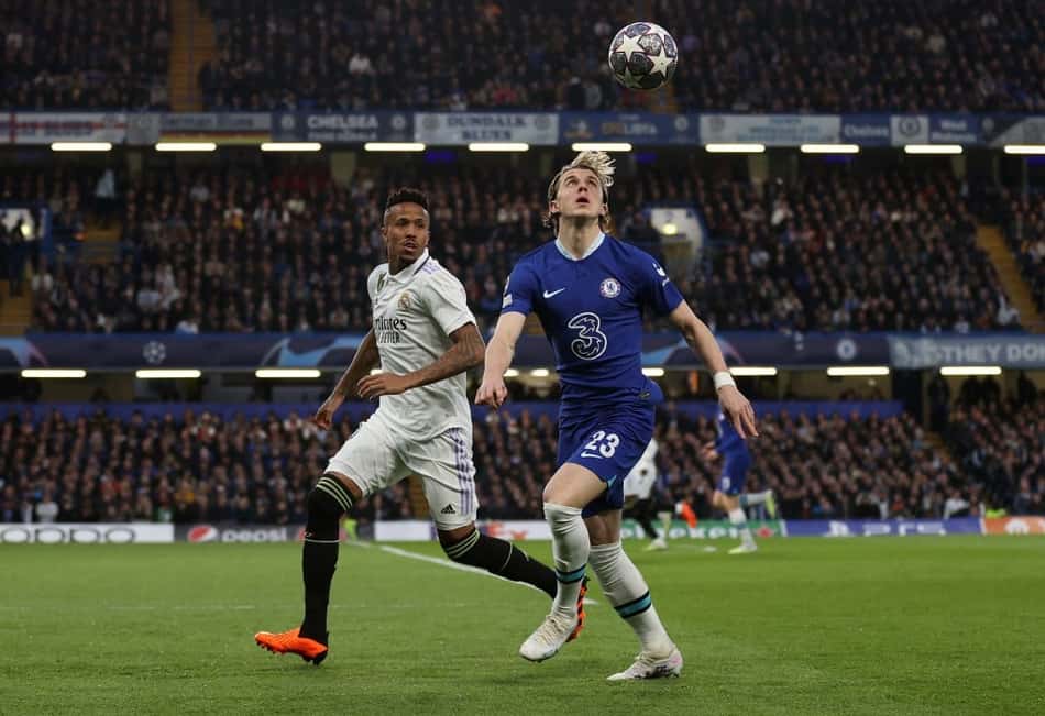 Carlo Ancelotti se preocupa com ausência de Militão e lesões antes de semifinal da Champions League