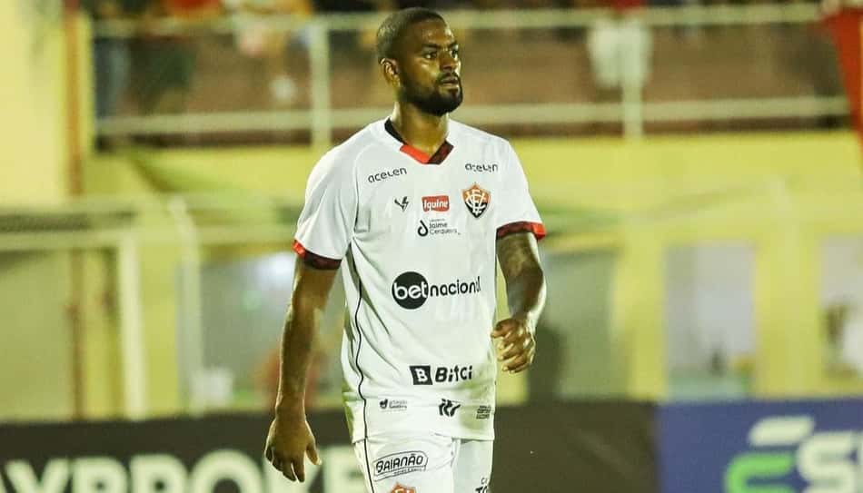 Zagueiro Dankler projeta restante de temporada