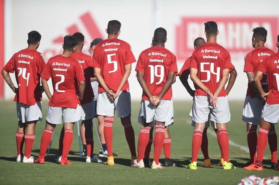 Com alta de casos de pedofilia, clubes brasileiros explicam medidas para coibir crime