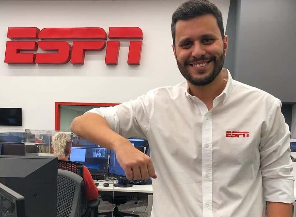 Fernando Campos se impressiona com torcida do Vasco: 'Absolutamente fantástica'