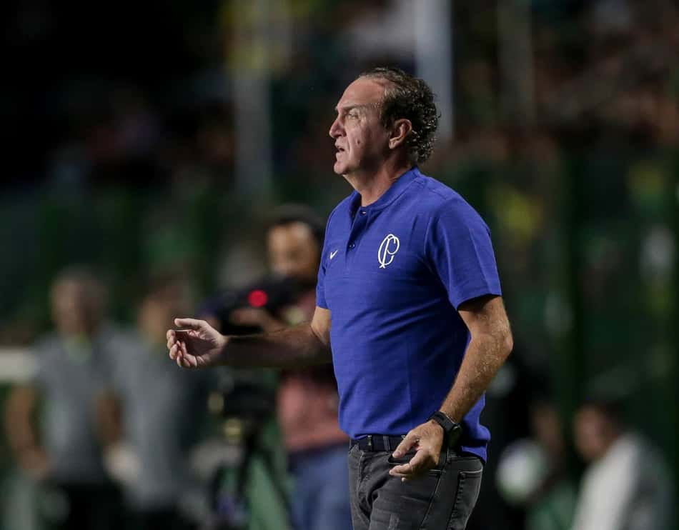 Cuca assume responsabilidade pela derrota do Corinthians e cobra mudança de postura na Copa do Brasil