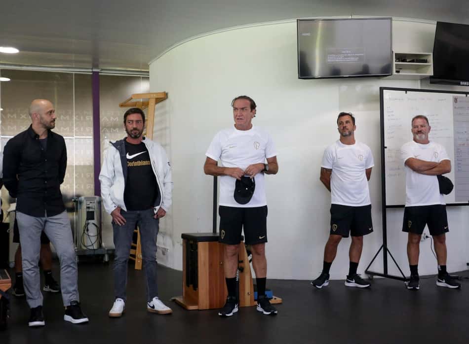 Corinthians não trabalha com a possibilidade de demissão de Cuca