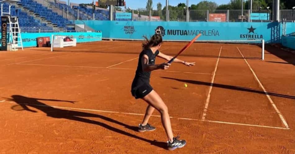 Luisa Stefani e Dabrowski viram e alcançam as oitavas em Madri