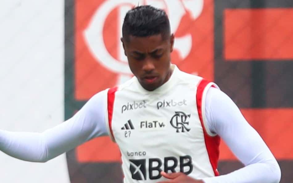 Flamengo x Botafogo: Bruno Henrique segue planejamento e deve ficar fora do clássico