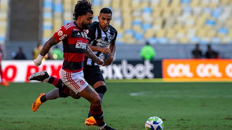Flamengo sofre quarta derrota em clássicos na temporada e encerra escrita de oito anos