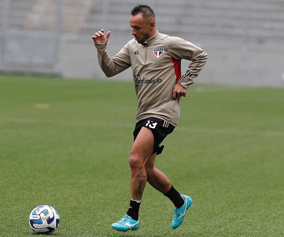 São Paulo - treino na Arena da Baixada