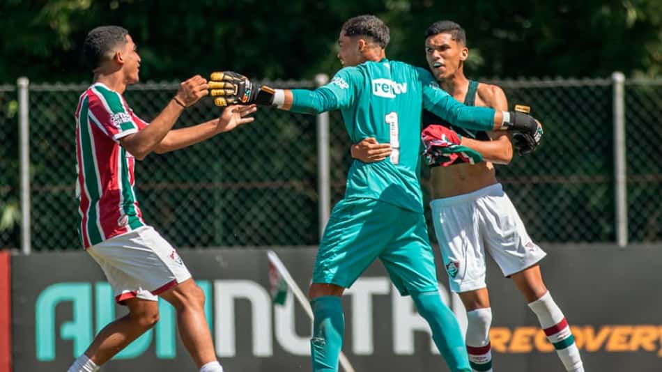 Fluminense vence Botafogo nos pênaltis e é campeão da Copa Rio Sub-16