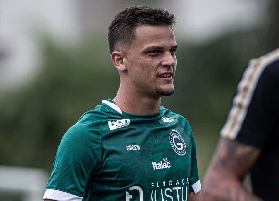 No Goiás, Wilson se inspira no sucesso de jogador do Vasco