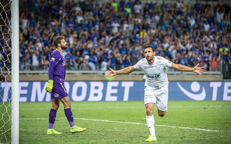 Hoje diretor do Fluminense, Fred teve gol anulado pelo Cruzeiro no último encontro entre as equipes no Brasileirão
