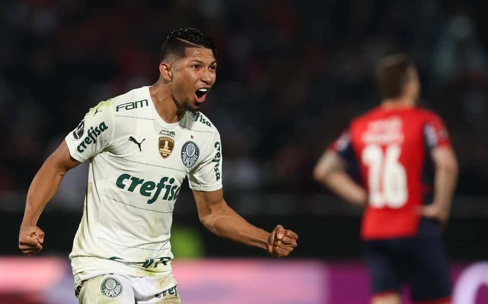 OLHAR DO PORCO: Rony volta a Nueva Olla para acabar com seca de gols no Palmeiras