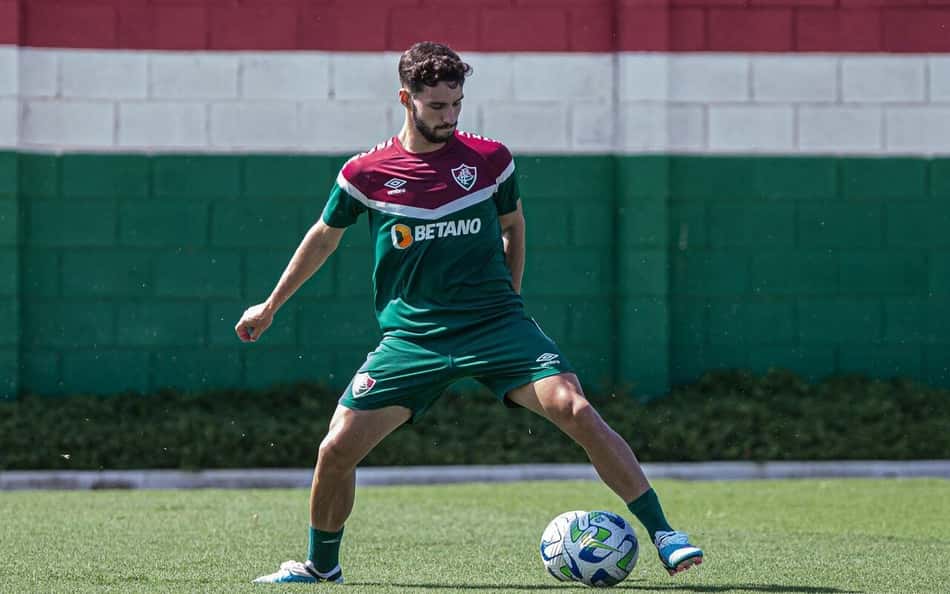 Com Martinelli de volta, Diniz ganha opção em meio a lesões no Fluminense