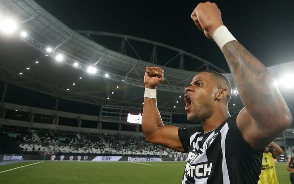 VÍDEO: Júnior Santos celebra momento do Botafogo e destaca qualidade do Fluminense: 'Nós sabíamos da dificuldade'