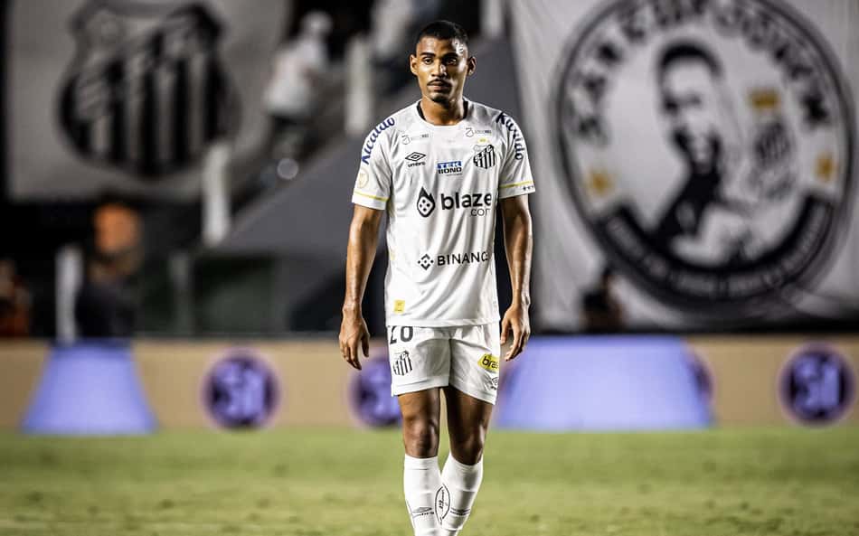 Joaquim, do Santos, comemora performance contra Palmeiras e sequência de jogos sem tomar gol