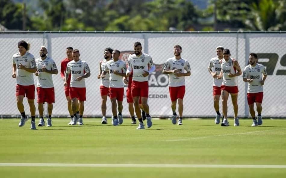 Clássicos decisivos, viagem na Libertadores e Brasileirão: veja o calendário do Flamengo de maio