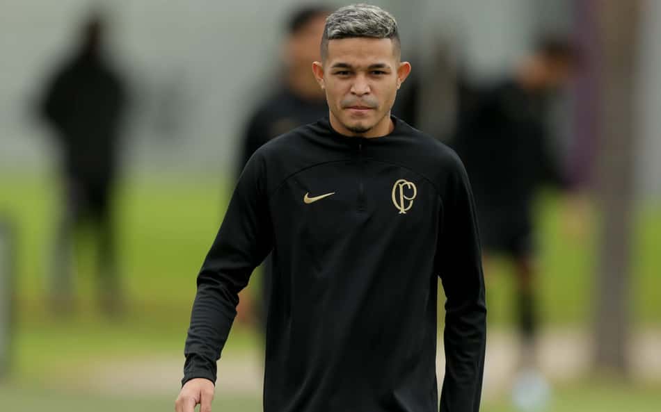Corinthians junta os cacos e começa preparação para enfrentar o Flamengo no Brasileirão