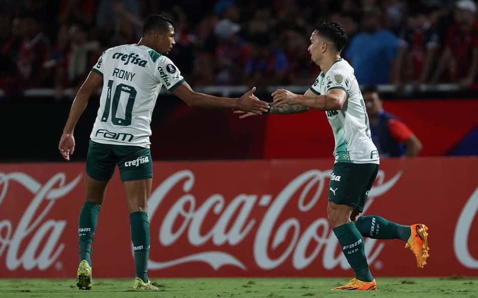 Rony desencanta, Palmeiras bate o Cerro Porteño com brilho de Artur e encaminha vaga nas oitavas da Libertadores