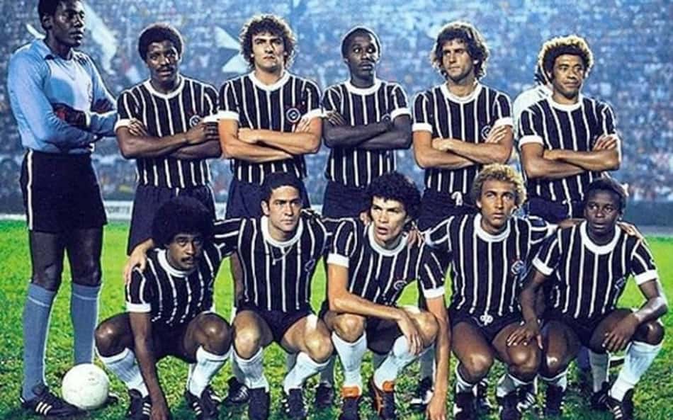 Ídolo do Corinthians tem prisão decretada por falta de pagamento de pensão