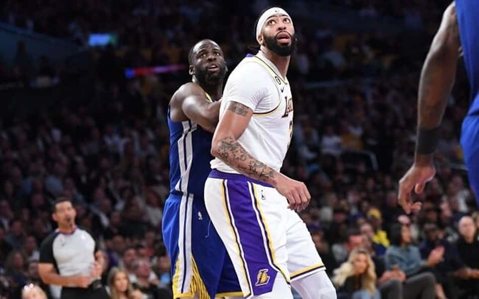 Draymond Green reclama da arbitragem contra o Warriors: "O jogo parou"