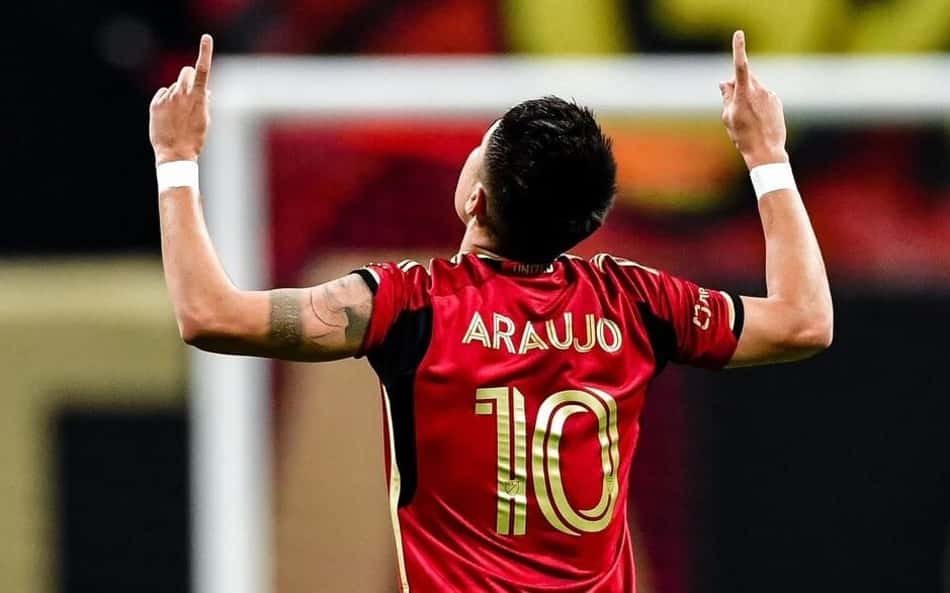Valor de mercado, desempenho e mais: veja números de Luiz Araújo, reforço do Flamengo