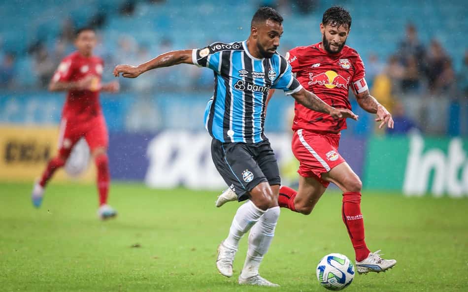 Renato Gaúcho detona erros do Grêmio após empate