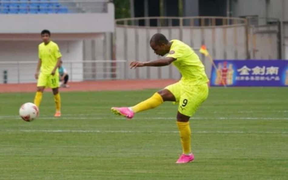 Júnior Negão marca primeiro gol em retorno ao futebol chinês