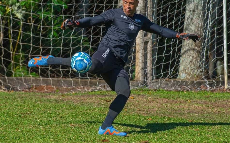 Sidão se prepara para sua 21ª temporada como profissional