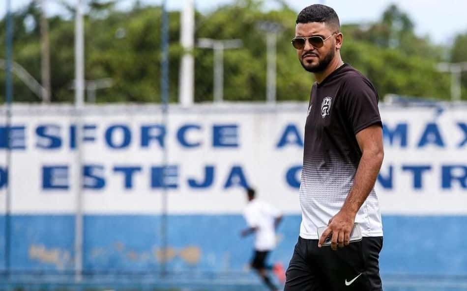 Gestor mira projeto ousado no futebol carioca