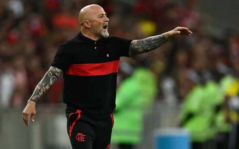 Vitória do Flamengo não livra Sampaoli de cobranças nas redes sociais; veja