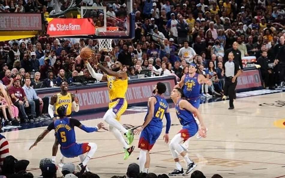 RedeTV! está perto de adquirir direitos de transmissão de jogos da NBA