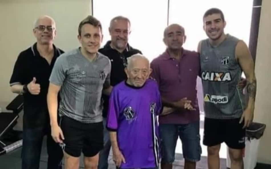 Aos 110 anos, morre Francisco Ferreira Gomes, o torcedor mais velho do Ceará