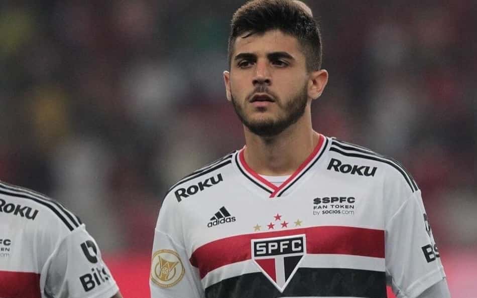 Beraldo fala sobre destaque em vitória do São Paulo e destaca confiança de Arboleda: 'Trabalhei quietinho esperando a oportunidade'