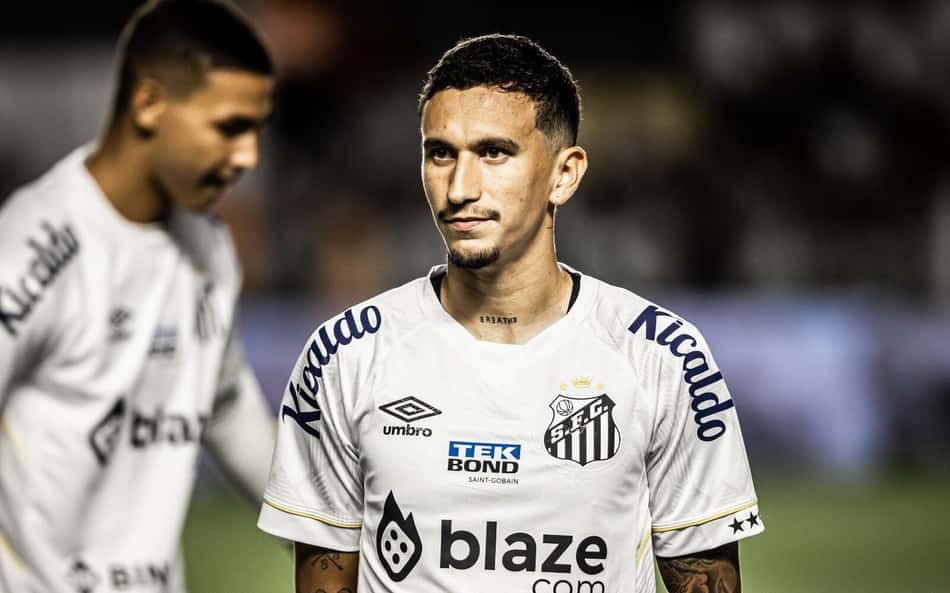 Dodi 'ignora' derrota do Santos na Sul-Americana e foca no duelo contra o RB Bragantino