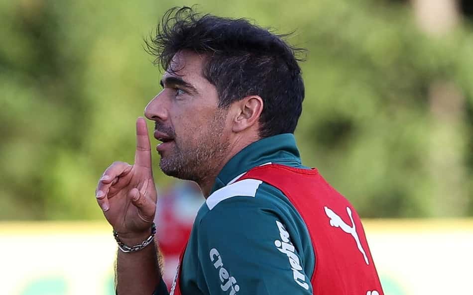 OPINIÃO: Abel Ferreira errou ao passar do ponto com jornalista e deu mais munição para 'haters'