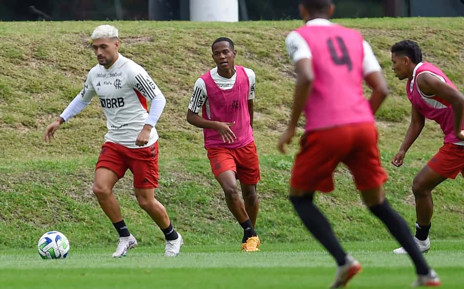 Flamengo: veja atualização das questões físicas dos jogadores e quem pode jogar contra o Fluminense