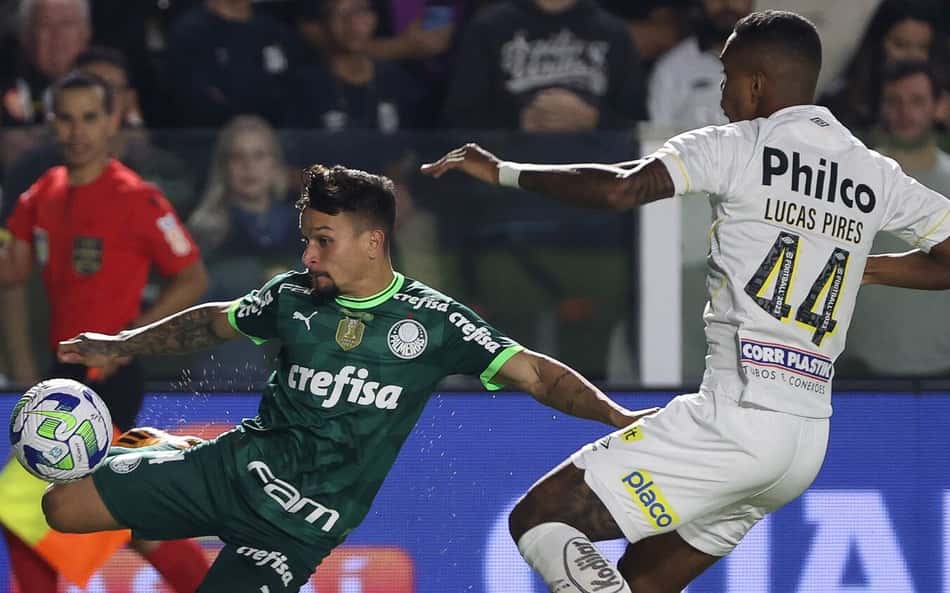 Contra o Santos, Palmeiras registra um de seus piores números de finalizações no ano e passa em branco pela quarta vez