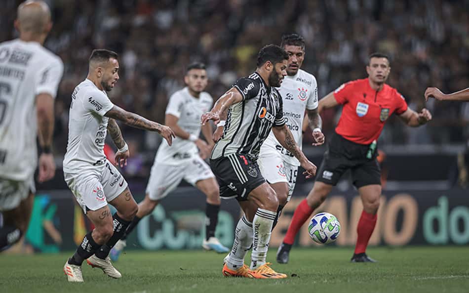 Hulk analisa vitória do Atlético-MG, revela papo com Mariano para surpreender o Corinthians e destaca a vitória: 'Resultado é justo'