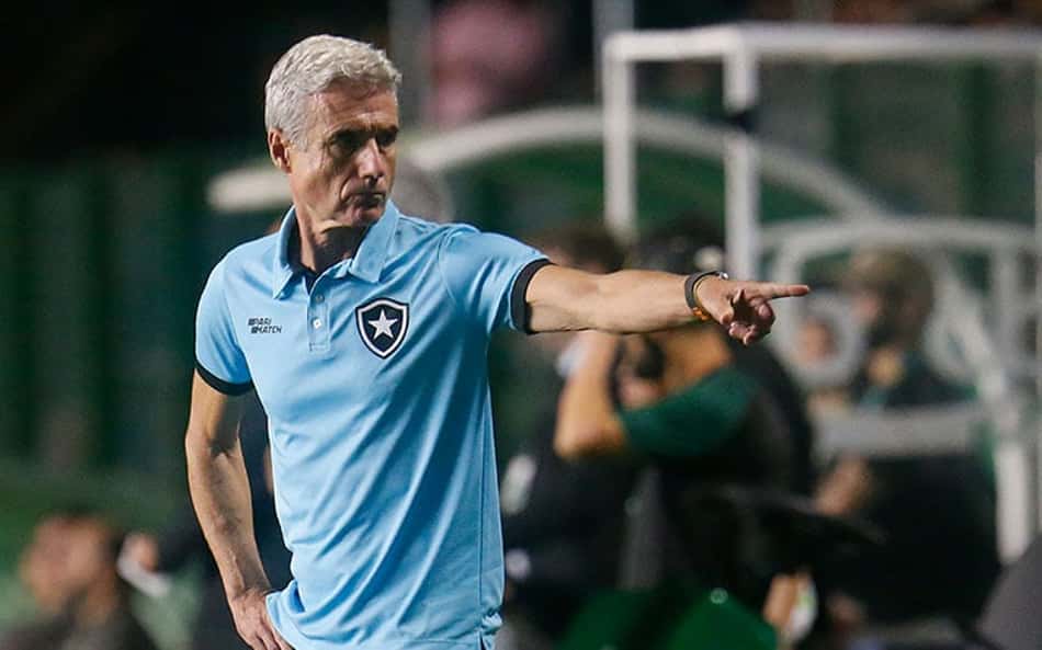 Botafogo tenta driblar dilemas e montar equipe com condições de desbancar o Fluminense no Nilton Santos
