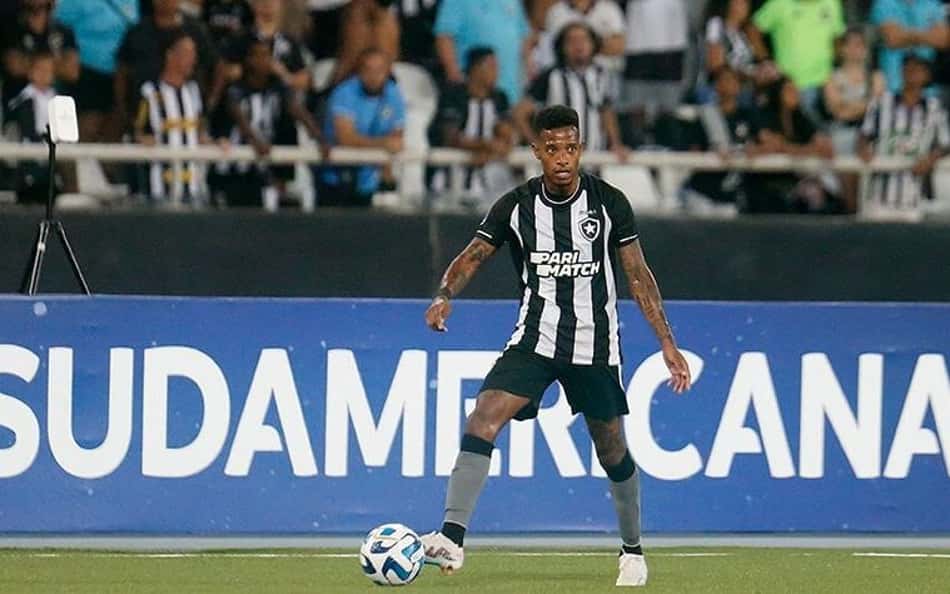 ATUAÇÕES: Botafogo faz jogo sonolento, cria pouco e não sai do zero com a LDU pela Sul-Americana