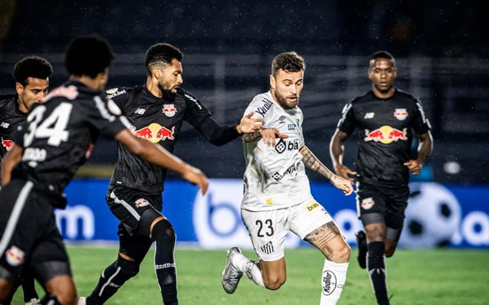 Santos é dominado, escapa de goleada e perde para o Bragantino pelo Brasileirão
