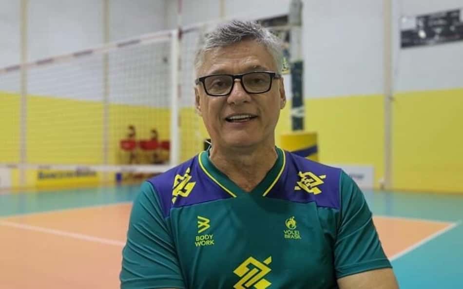 Com campeões olímpicos e estreantes, seleção masculina de vôlei se prepara para começo da Liga das Nações