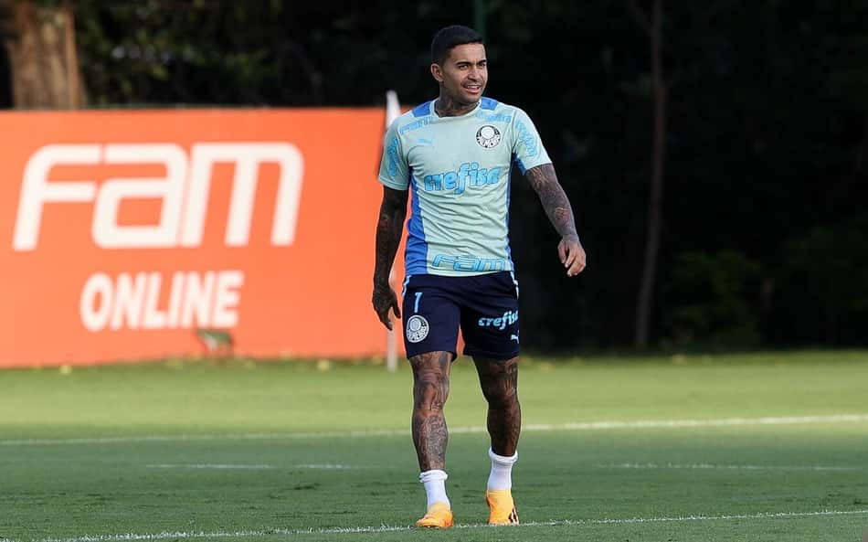 Dudu ainda vê margem de melhora para o Palmeiras e exalta ambiente no clube: 'Amo estar aqui'