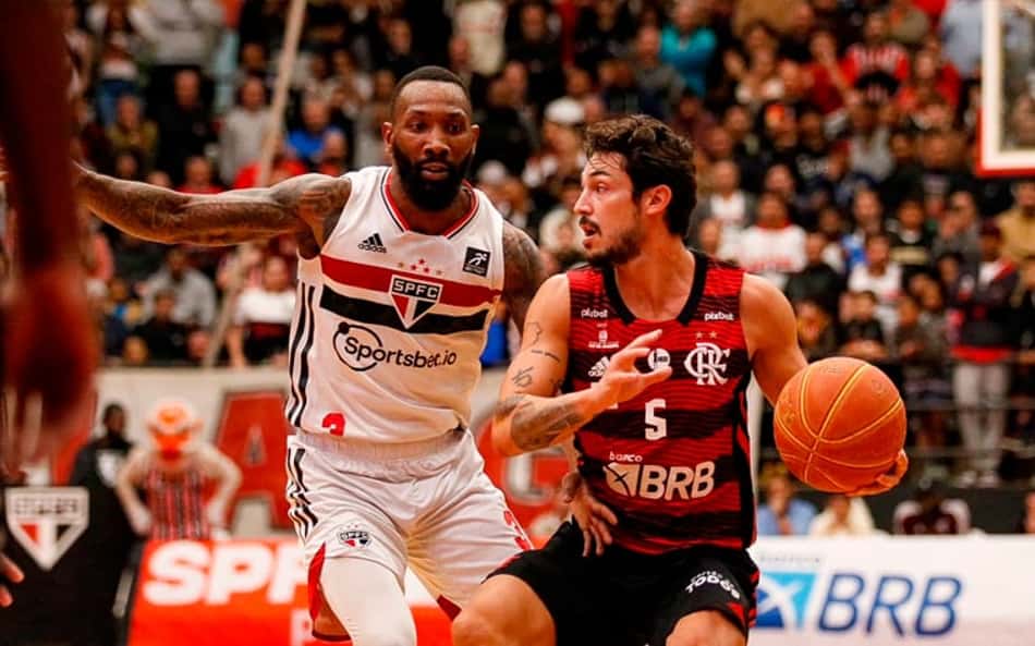 Flamengo precisa de feito inédito para vencer o São Paulo e chegar à final do NBB