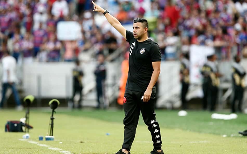 Maldonado atribui derrota do Vasco ao clima em Fortaleza: 'Sempre difícil'