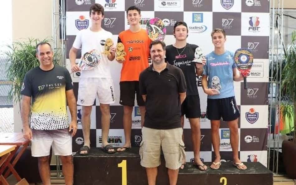 Definidos os campeões de torneio internacional de Beach Tennis juvenil em Salvador (BA) 