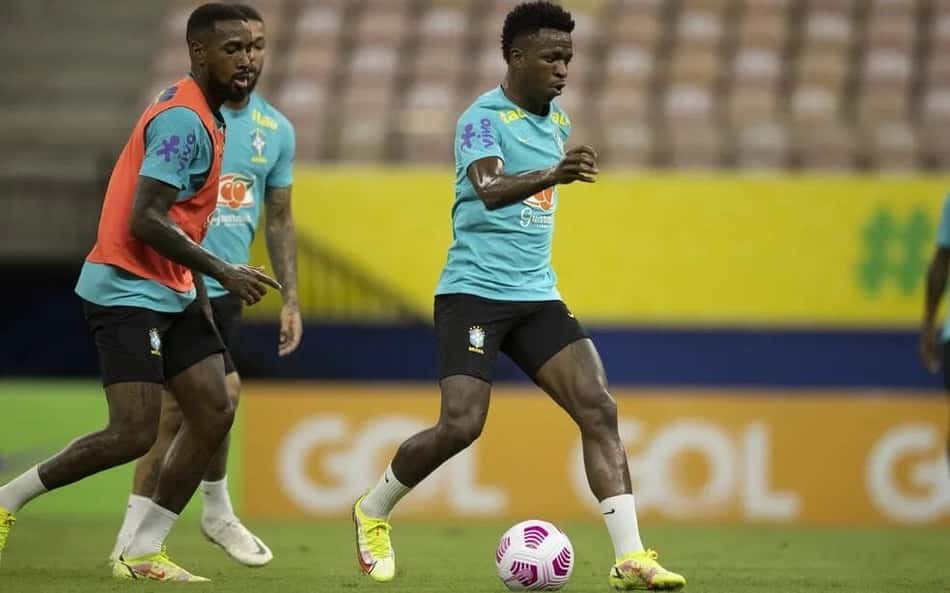 Gerson, do Flamengo, publica texto de apoio a Vinicius Junior: 'Não se cale'