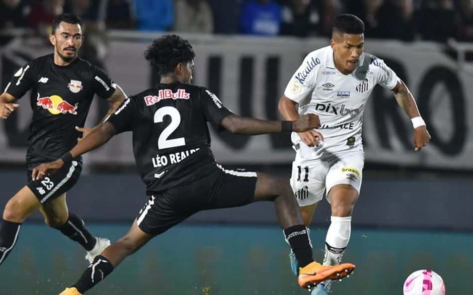 Em jogo inédito no ano, Santos busca manter tabu de 5 anos contra o Bragantino